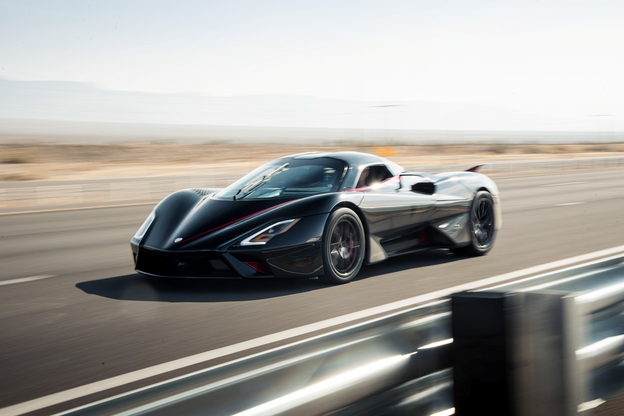 Cea mai rapidă mașină din lume. Noul record de viteză pe șosea: 509 km/h