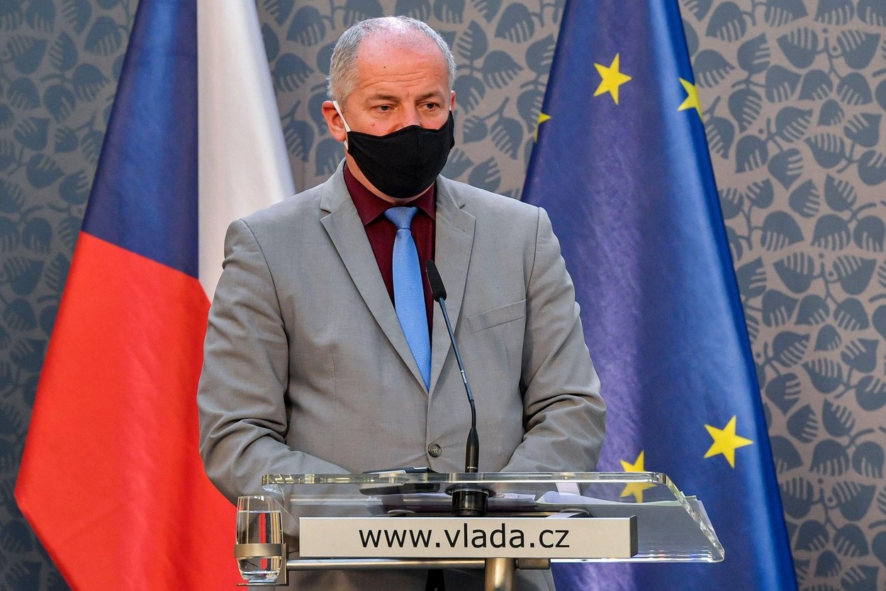 În Cehia, țara cu cea mai gravă situație COVID din UE, însuși ministrul sănătății încalcă regulile din pandemie