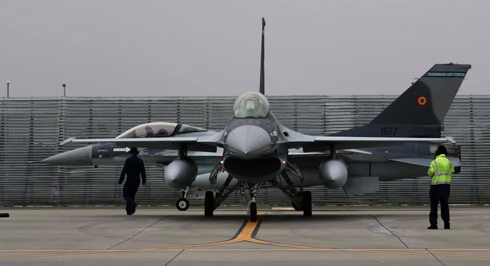 Alte două avioane F-16 au ajuns în ţară. Câte astfel de aeronave deţine România în prezent