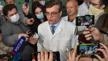 Aleksandr Murahovski, medicul-șef al spitalului din Omsk unde a fost internat pentru câteva zile opozantul rus Aleksei Navalnîi a fost promovat ministru regional al sănătății