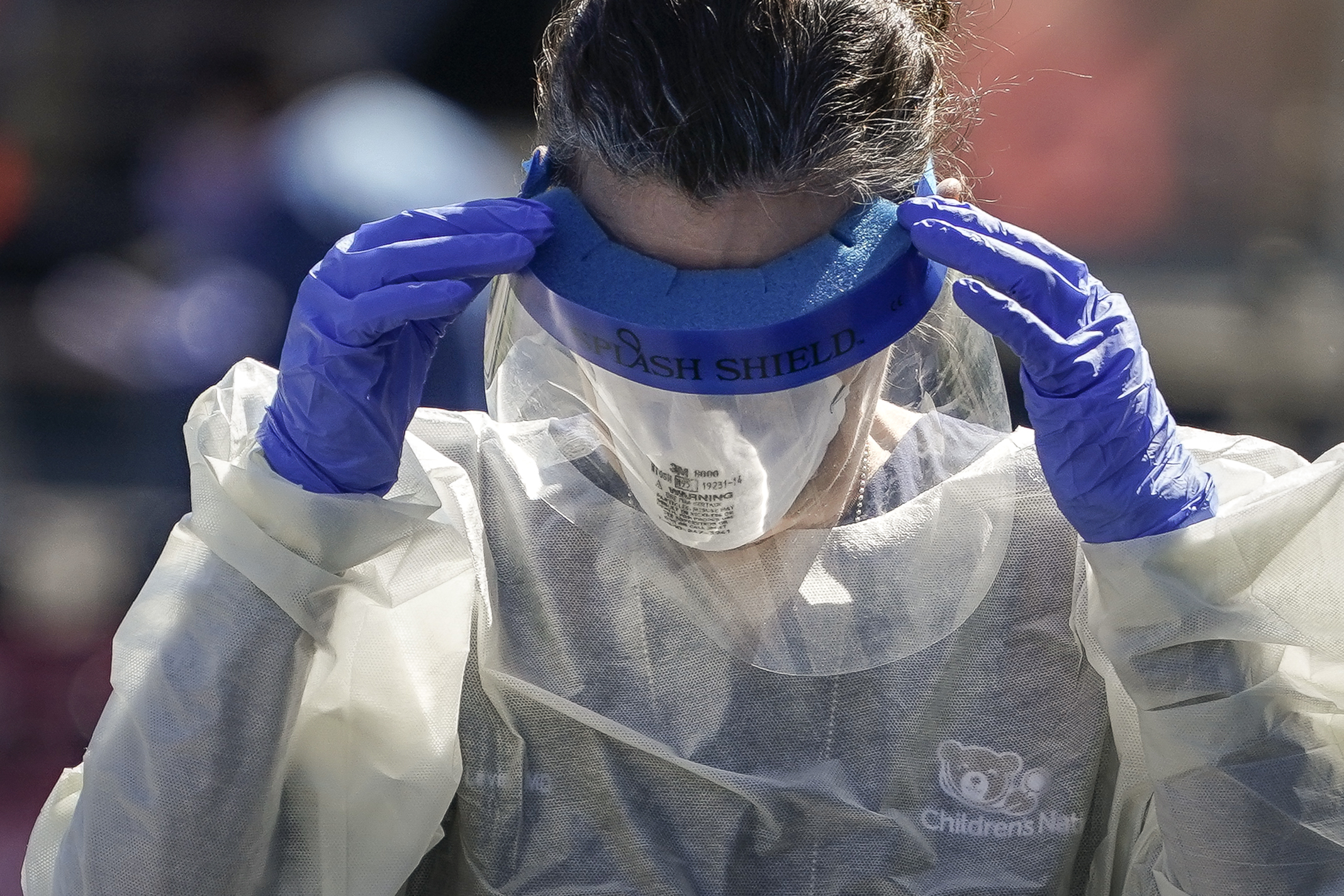 Nou record la nivel global. SUA au înregistrat 1,35 milioane de cazuri de COVID într-o singură zi