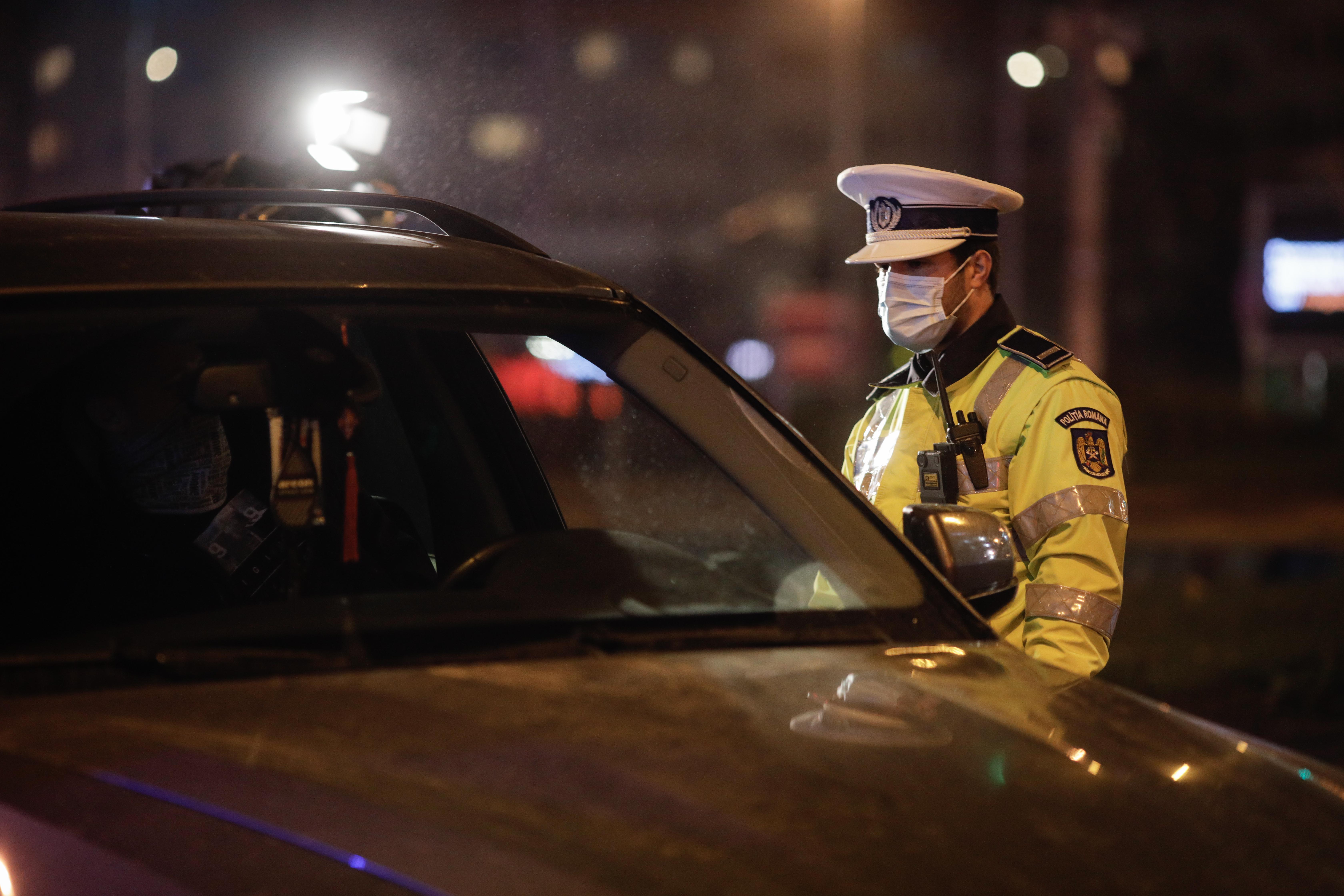 Un bărbat a vrut să dea șpagă prin aplicație. Dovada a fost găsită în istoricul tranzacțiilor