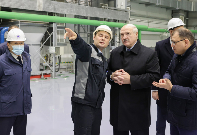 Președintele Belarusului, Alexander Lukașenko, a inaugurat prima centrala nucleară