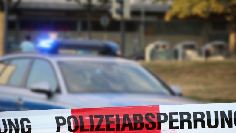masina politie banda la locul crimei in germana