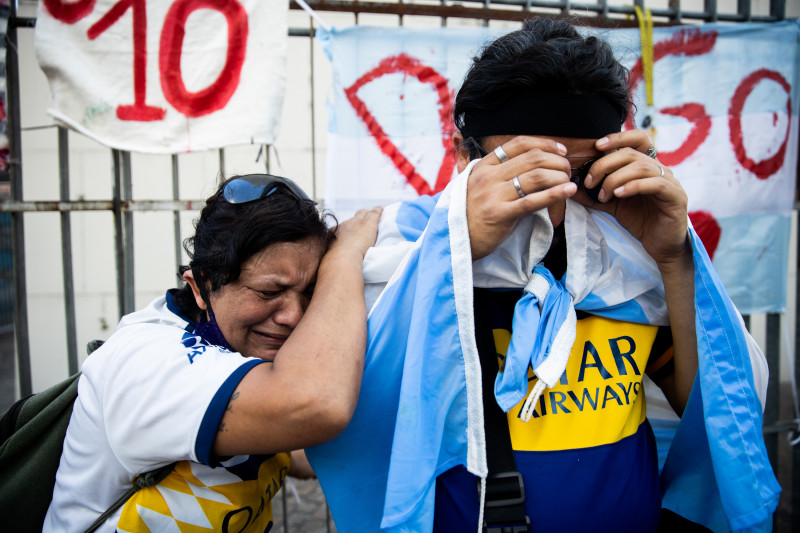 argentienieni reactii moarte maradona