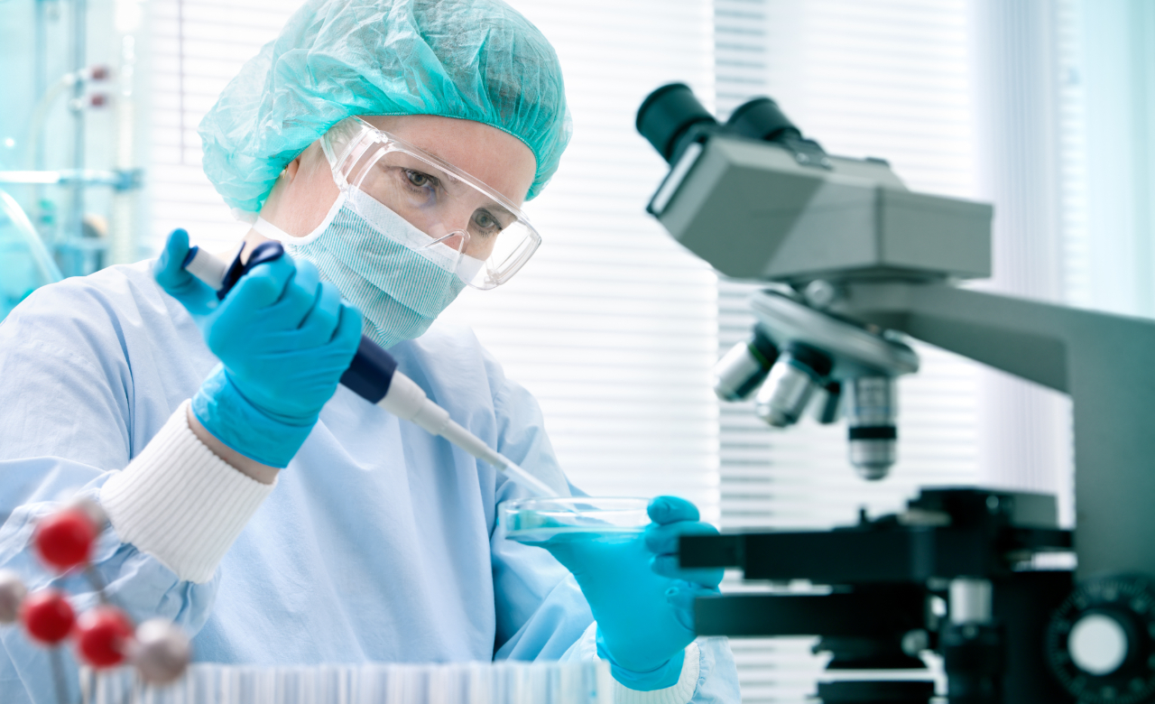 Dr. Hristea: Testele serologice trebuie utilizate mai degrabă în diagnosticul retrospectiv decât în cel din faza acută de Covid-19