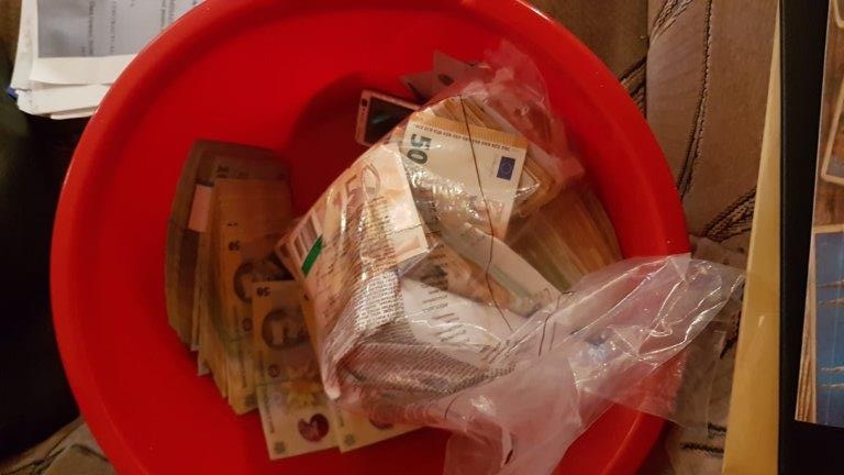 Șeful serviciului secret al MI din Suceava, reținut pentru corupție. Ce contribuție a avut în dosarul „mitei din lighean” de la Permise