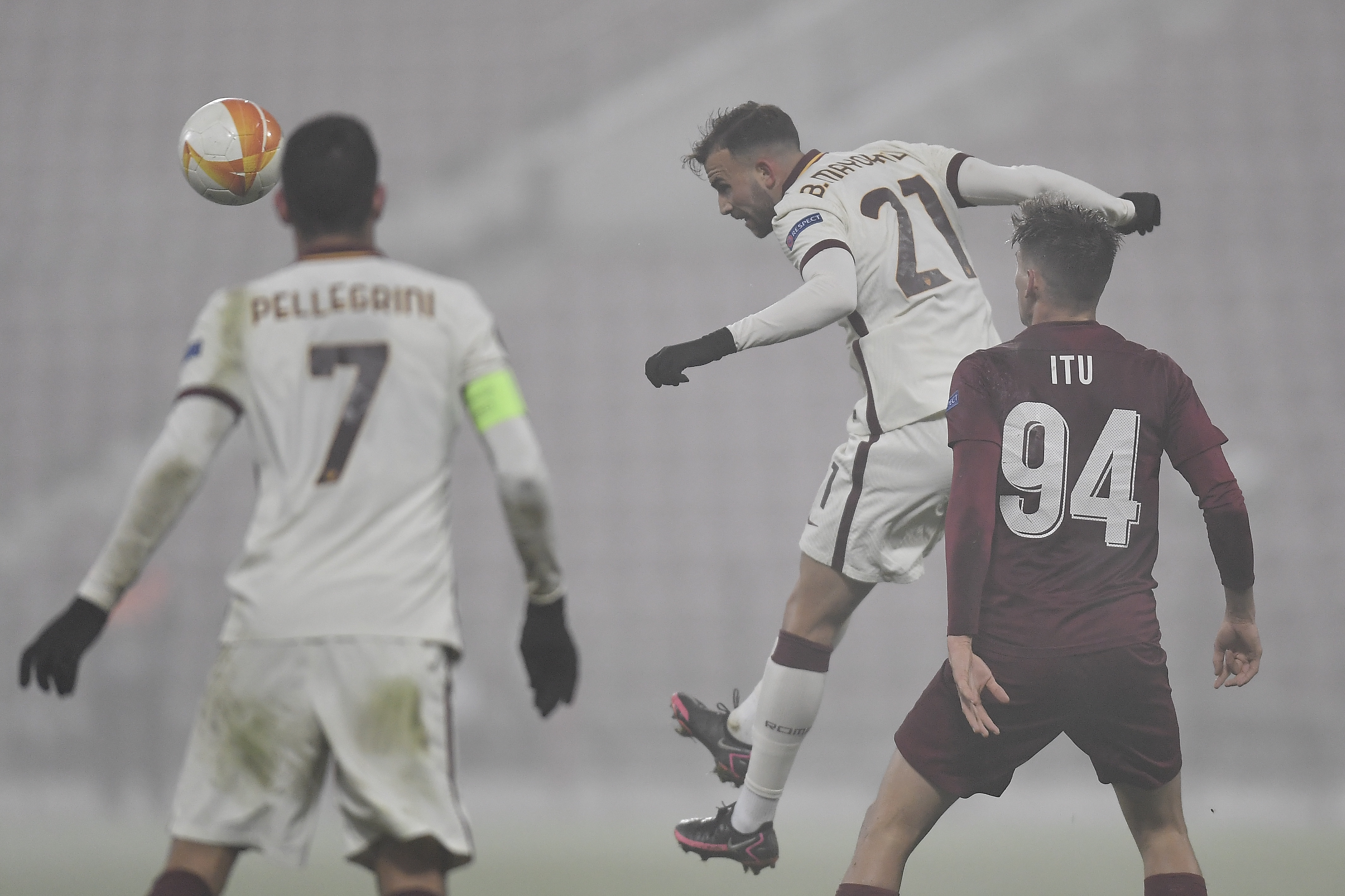 CFR Cluj, învinsă acasă de AS Roma. Italienii sunt calificați mai departe în UEFA Europa League