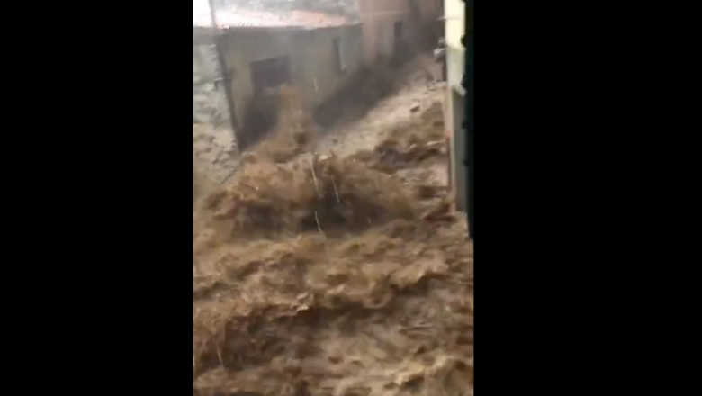 Inundații catastrofale în Sardinia, Italia