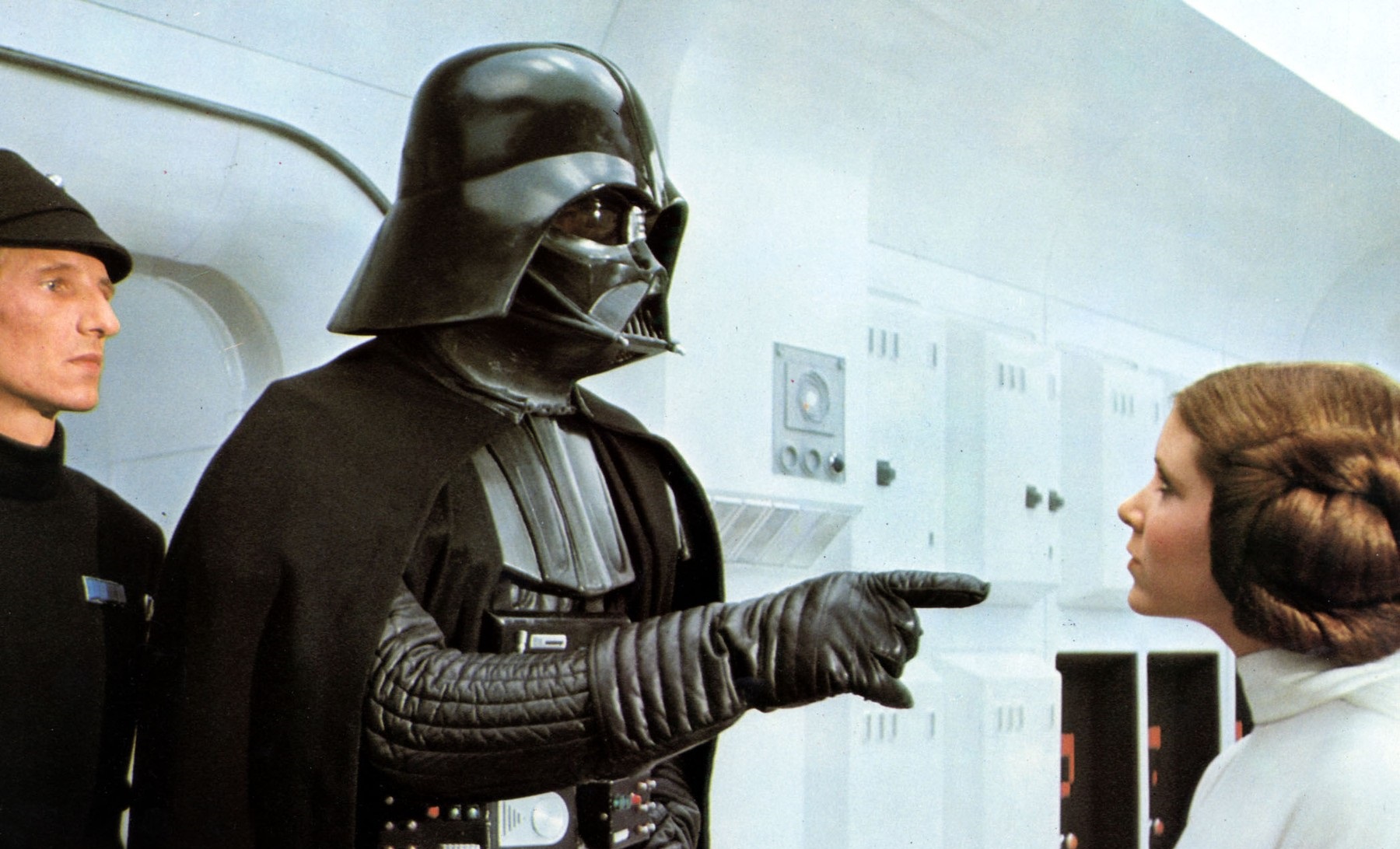 A murit actorul care l-a jucat pe Darth Vader. Cine este Dave Prowse, culturistul cu cea mai cunoscută cască din lume