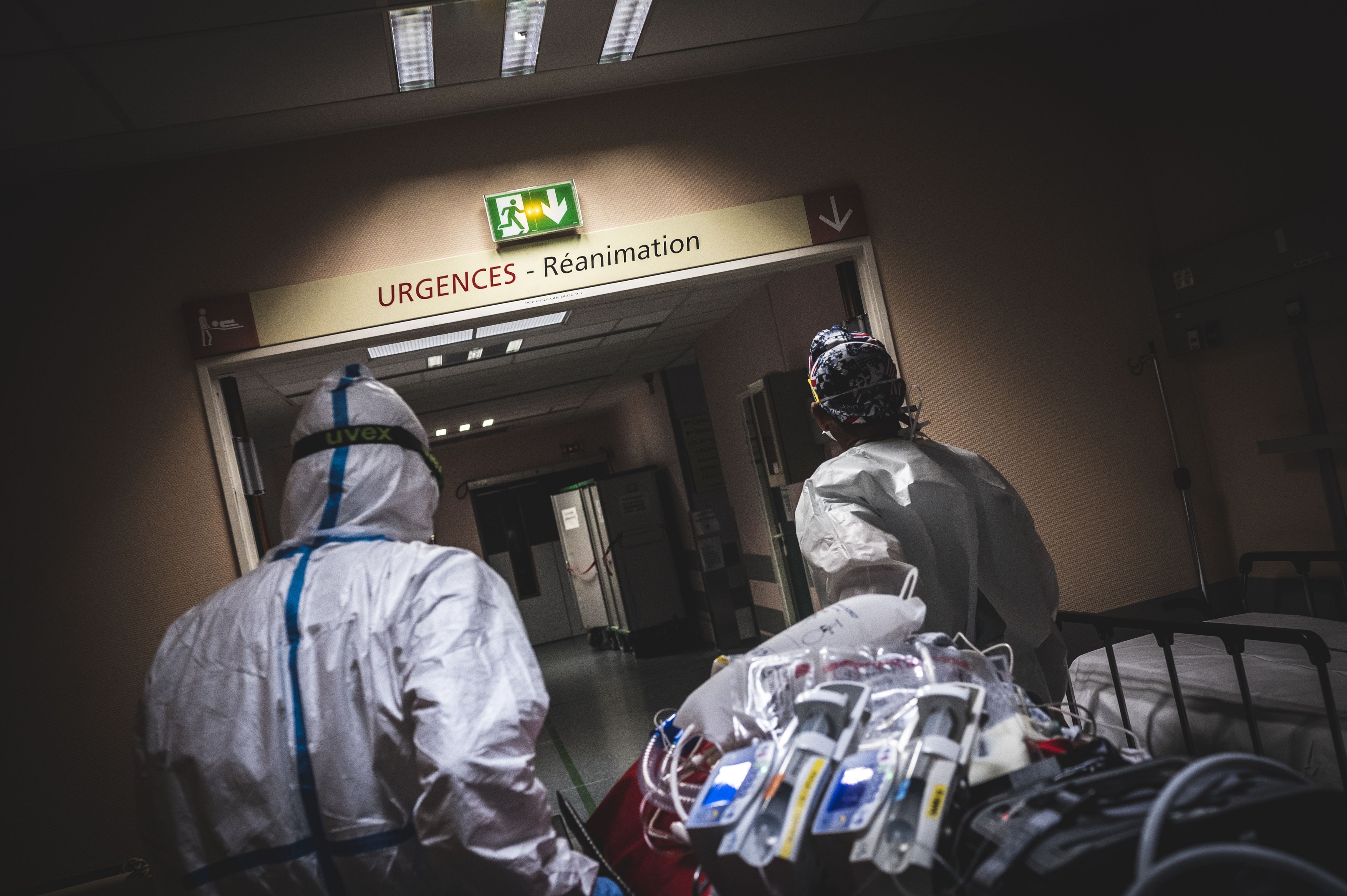Franța îi recompensează pe imigranții din prima linie a luptei cu COVID-19 și le oferă cetățenie
