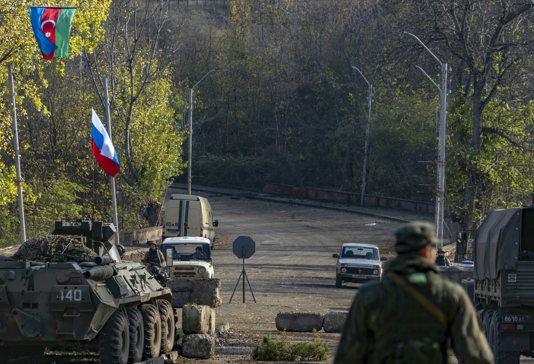 Rusia își consolidează prezența militară în Armenia, la granița cu Azerbaidjan, ca „garanție suplimentară de securitate”