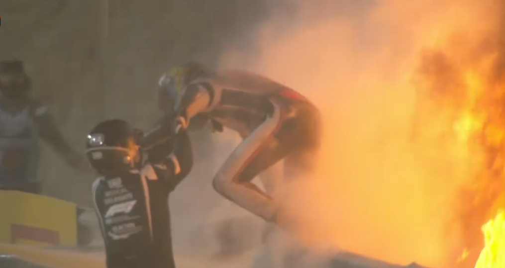 La o secunda de moarte. Cum a scapat pilotul Romain Grosjean din unul dintre cele mai teribile accidente din istoria Formulei 1 - VIDEO