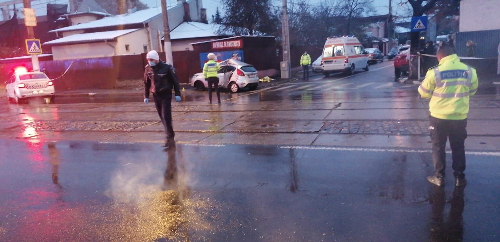 Accidentul grav din București, în care o tânără de 20 de ani și-a pierdut viața, a fost surprins de camere video. ATENȚIE: Imagini dure