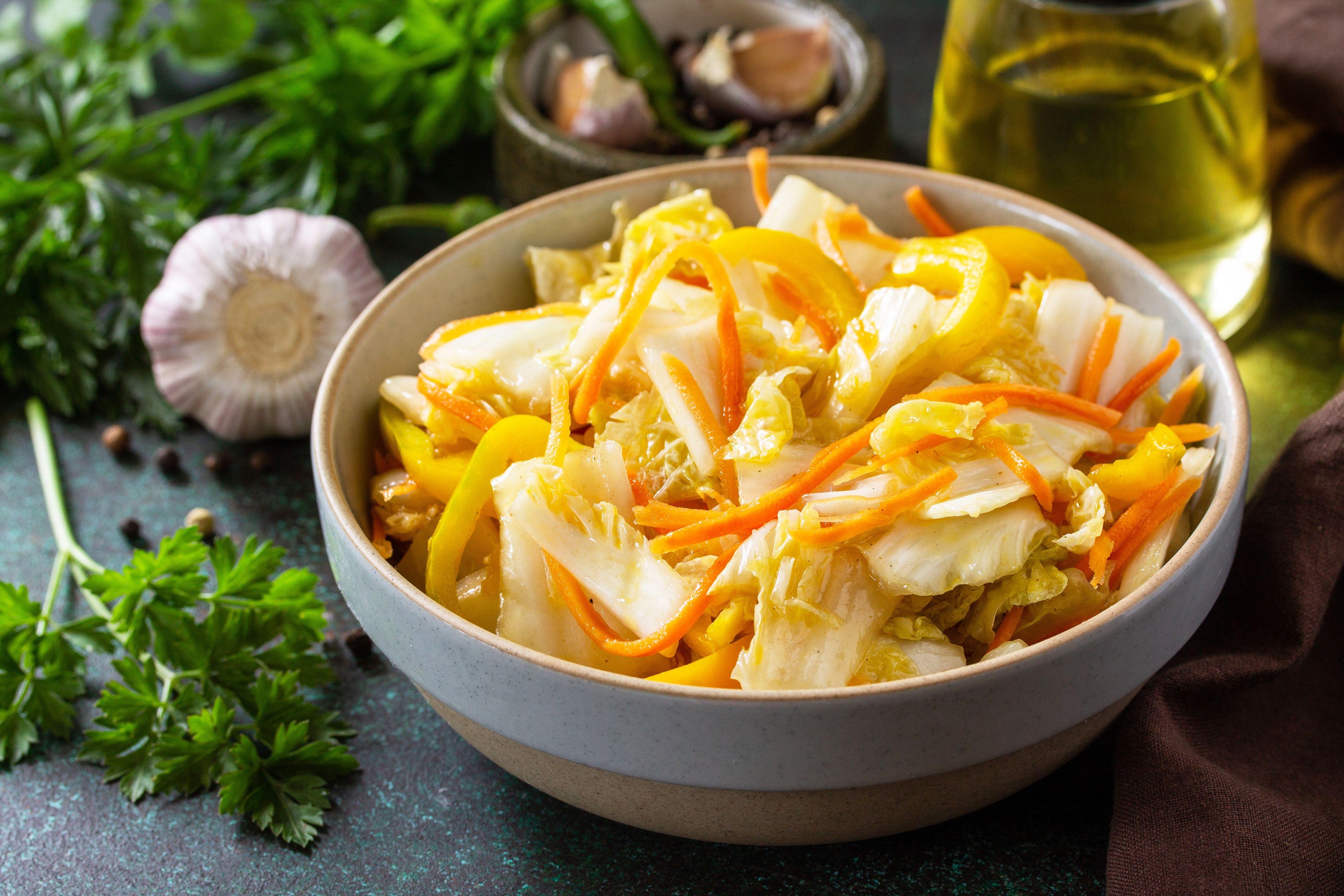 Războiul culinar China – Coreea de Sud. Beijing vrea ca varianta sa de kimchi (varză murată) să fie recunoscută internațional