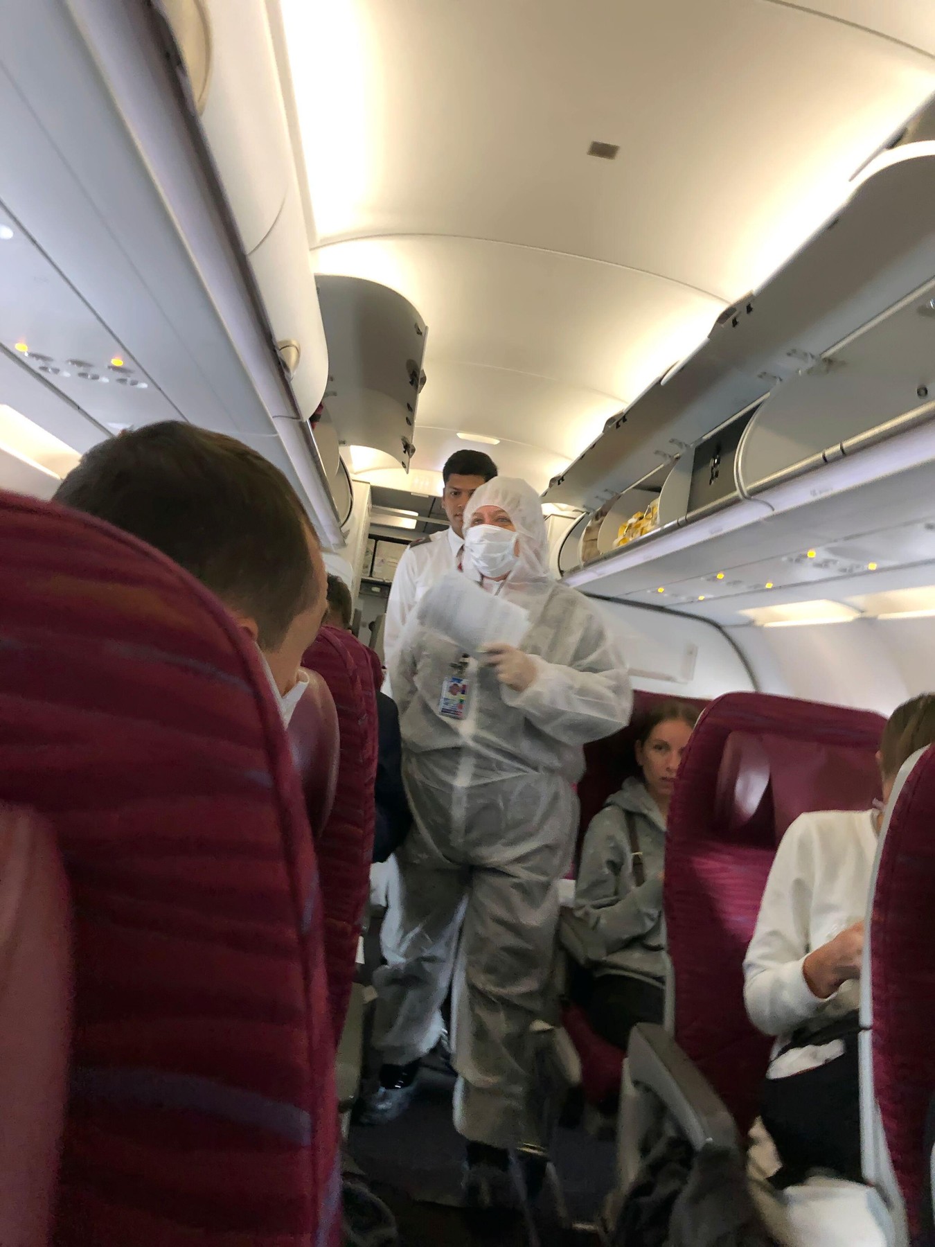 Companiile aeriene încep să facă teste Covid. AlItalia anunță, din decembrie, zboruri în care va testa pasagerii
