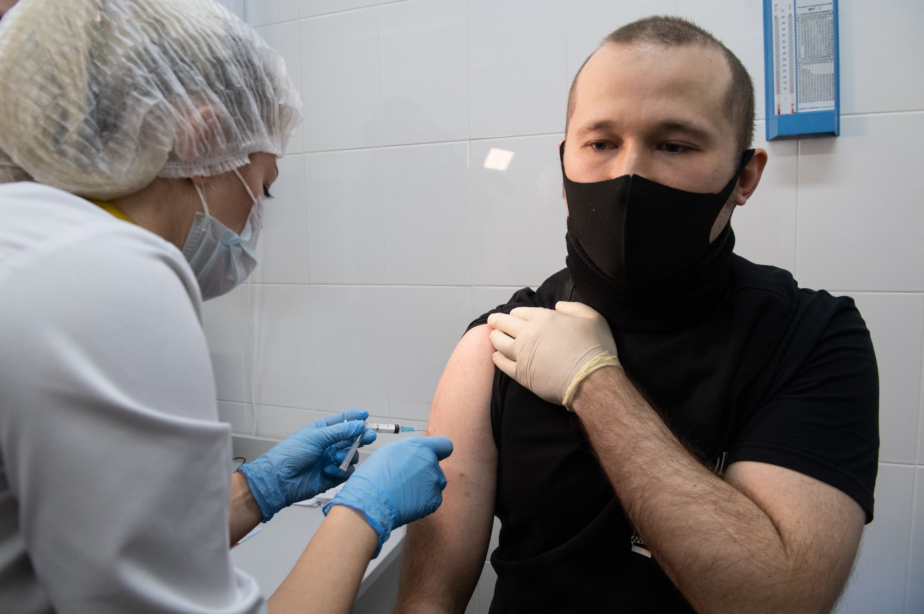 Rusia a vaccinat un milion de persoane împotriva COVID-19
