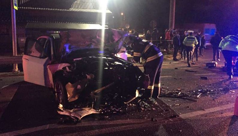 Accident grav: Doi morţi şi doi răniţi într-un eveniment rutier produs pe DN 73