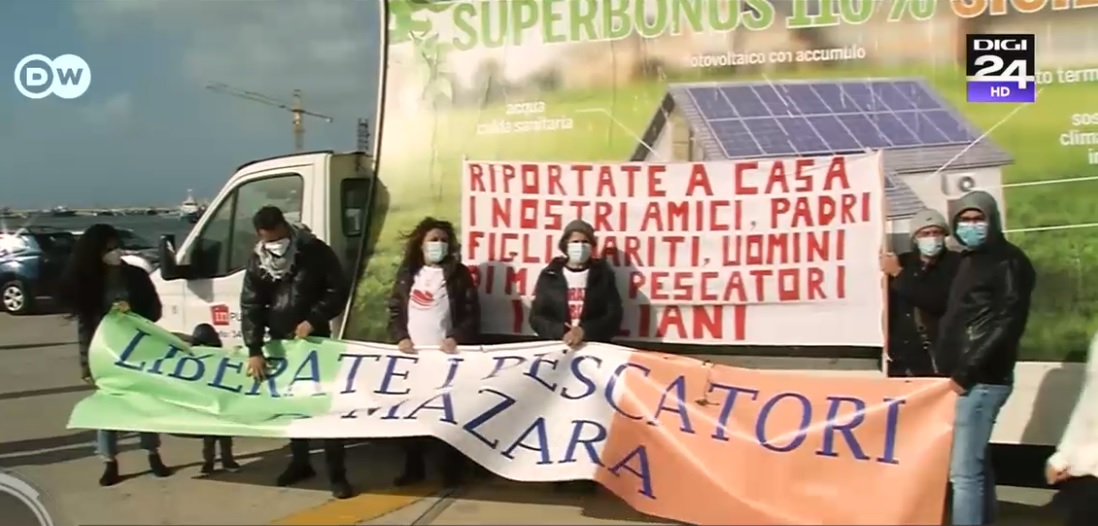 18 pescari italieni stau de trei luni într-o închisoare din Libia, după ce au fost răpiți în apele internaționale