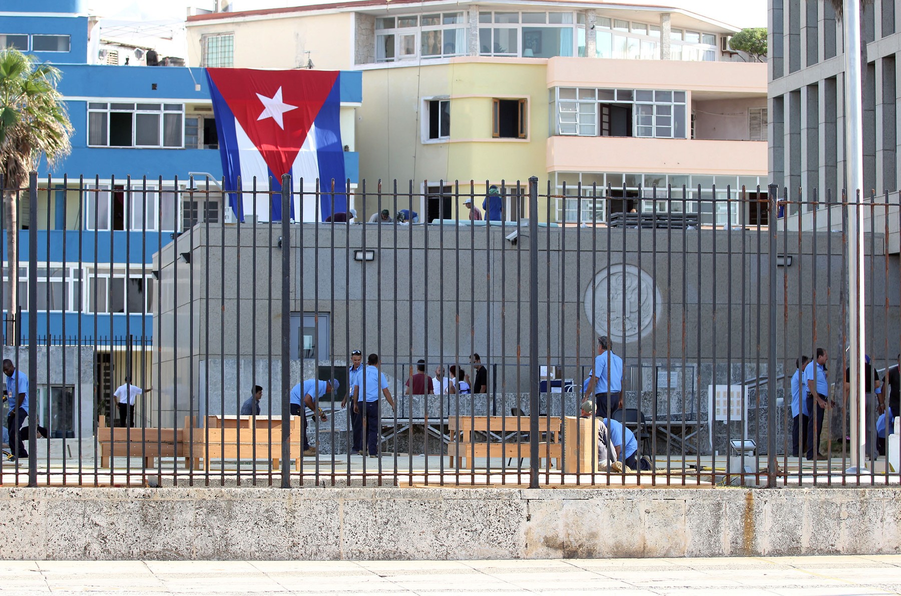 Înainte de încheierea mandatului, Trump dinamitează relația cu Cuba. Țara, pusă din nou pe lista țărilor care sponsorizează terorismul