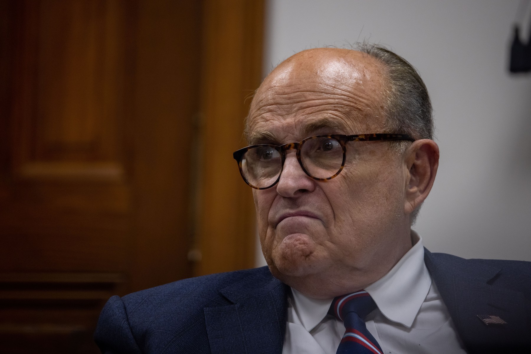 Mii de avocați cer suspendarea licenței în drept a lui Rudy Giuliani: „Atitudinea lui întrece limita și ne distruge democrația”