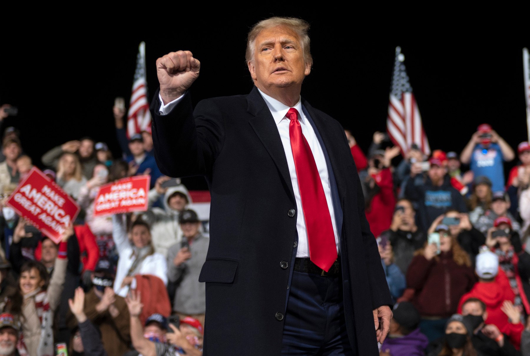 Surse: Donald Trump vrea să revină în lumina reflectoarelor cu un discurs la un important eveniment conservator