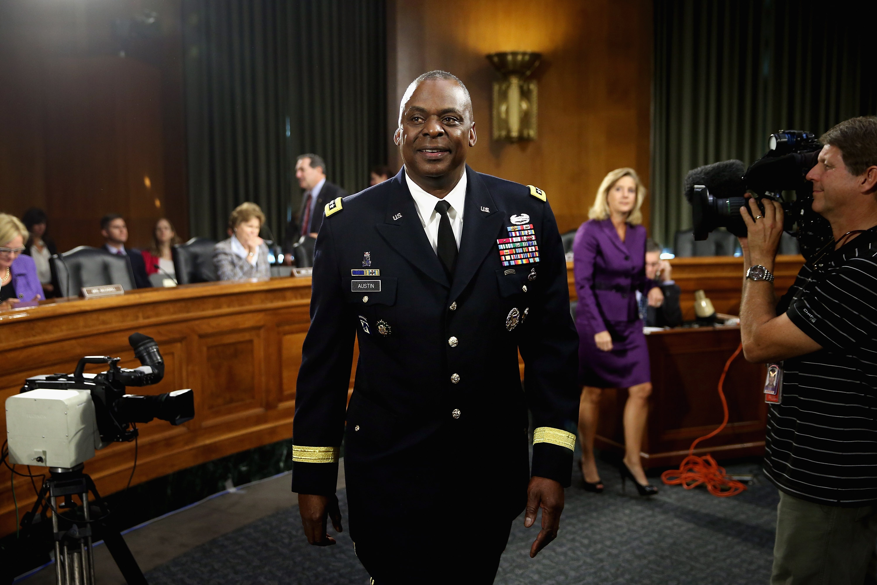 Lloyd Austin va fi numit secretar al Apărării în administrația Biden. Pentagonul va avea primul său șef de culoare (presă)