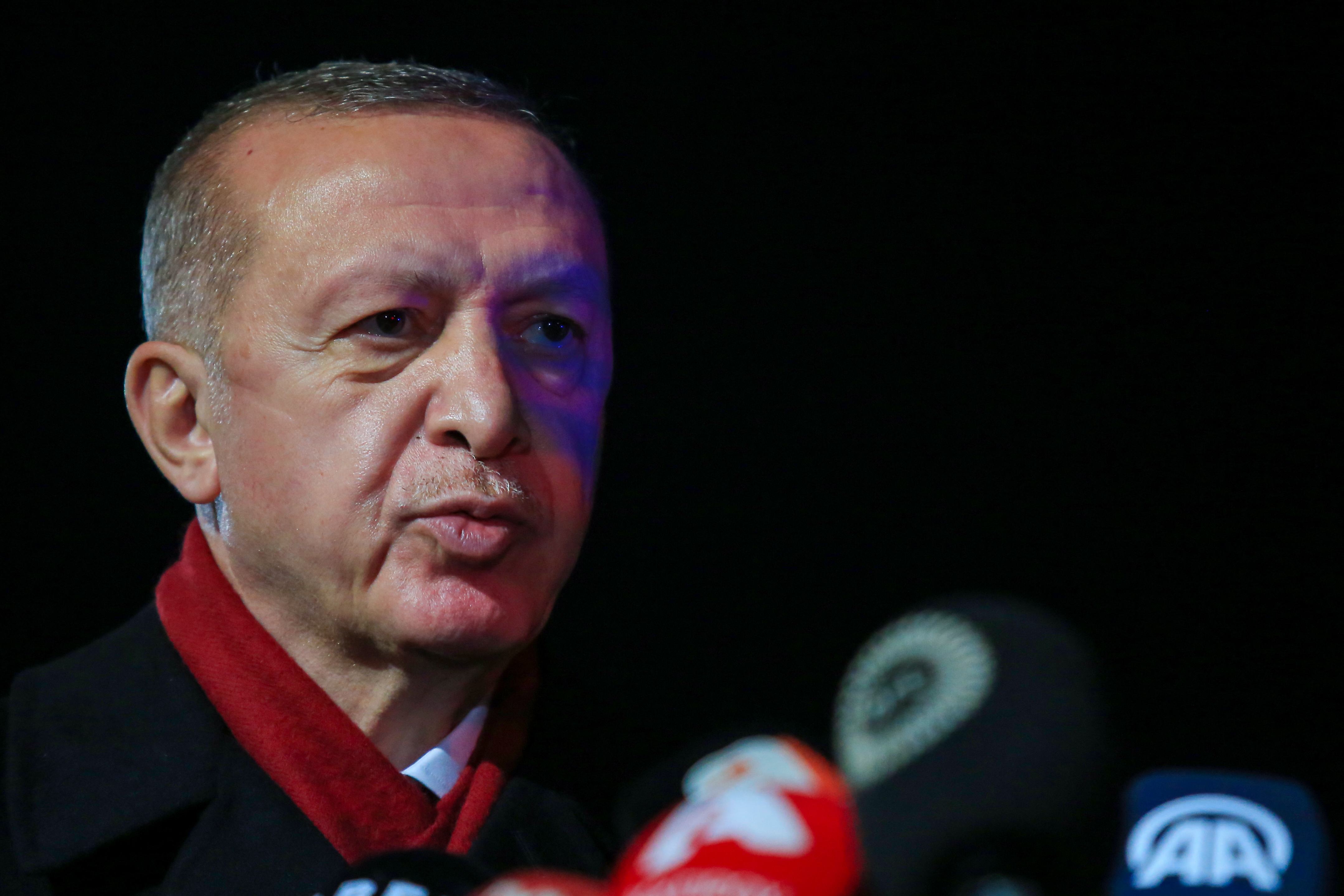 Scandalul „Colțescu” ia dimensiuni diplomatice. Erdogan și alți oficiali reacționează după acuzațiile de rasism aduse arbitrului român