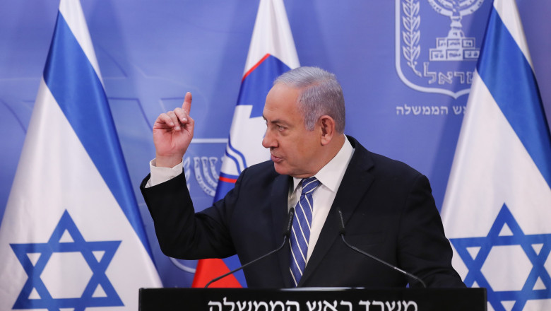 premierul Benjamin Netanyahu susține o conferințî de presă