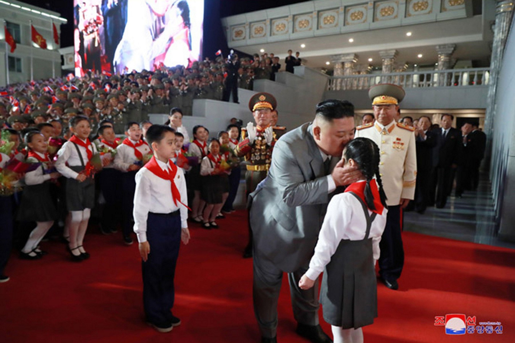 Kim Jong Un și familia sa s-ar fi vaccinat deja împotriva Covid cu un vaccin din China