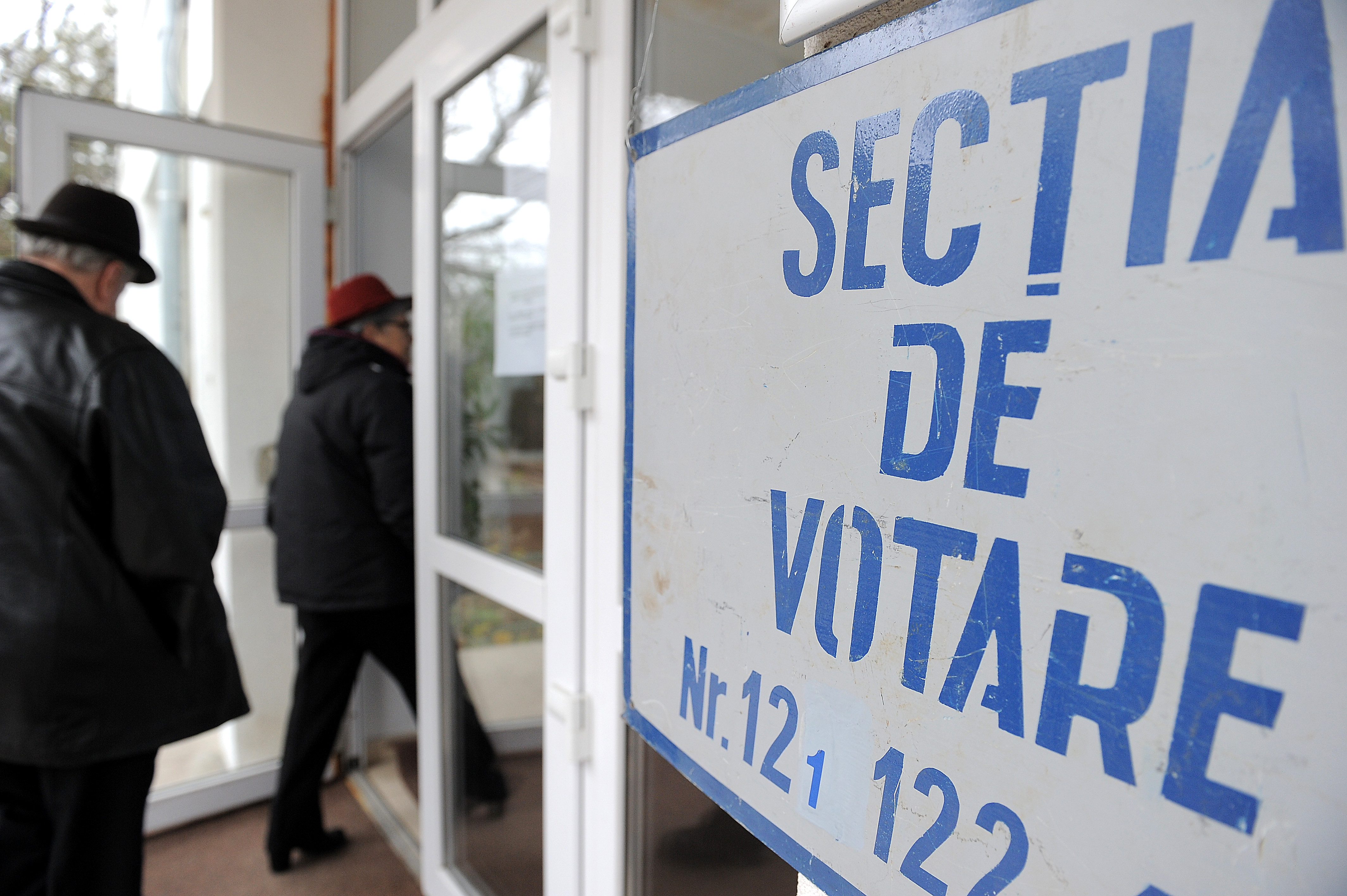 Alegeri parlamentare 2020. Cu ce acte de identitate se poate vota la secțiile de votare din România
