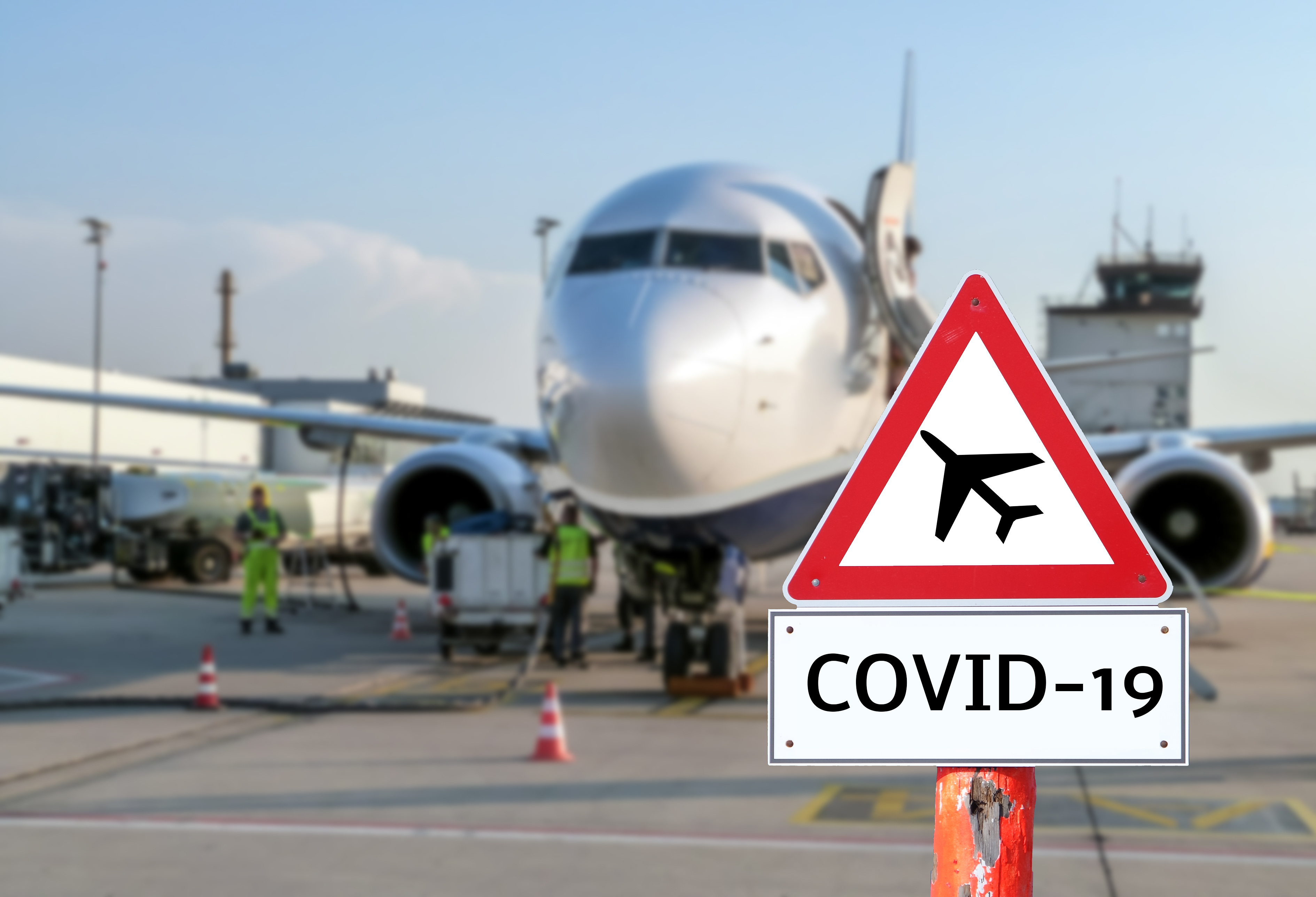 Cum ar putea vaccinurile să salveze și avioanele, nu numai oamenii