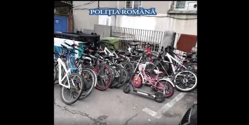 Polițiștii au găsit zeci de biciclete furate din Capitală. Hoții au fost reținuți
