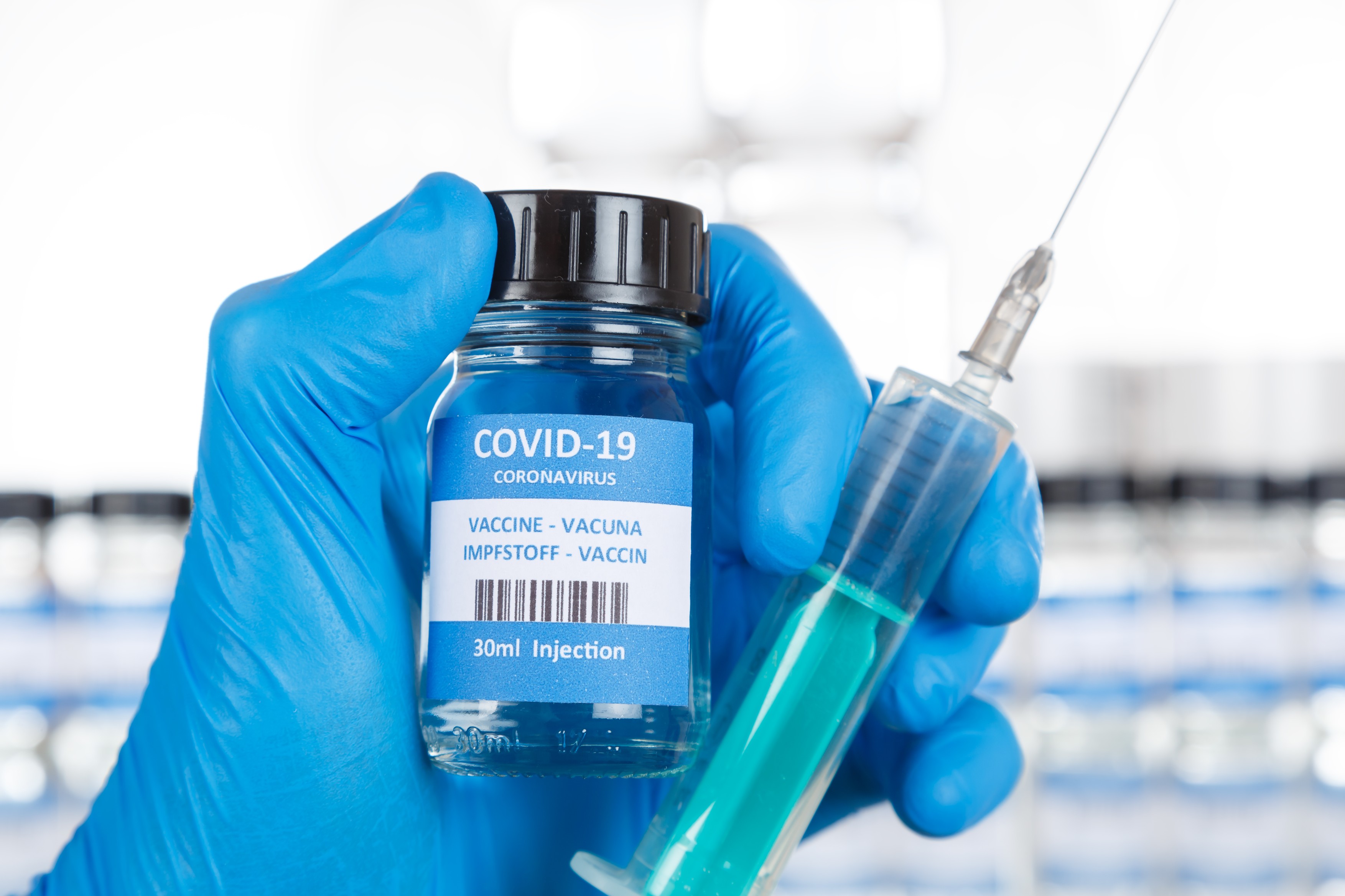 CE a finalizat discuțiile cu al 7-lea producător de vaccin - Novavax. UE va putea cumpăra cel puțin 100 de milioane de doze