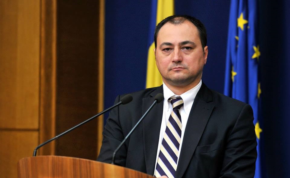 Mirel Palada, 9 luni de închisoare cu amânarea aplicării pedepsei pentru că l-a lovit pe Mihai Goţiu într-un studio tv