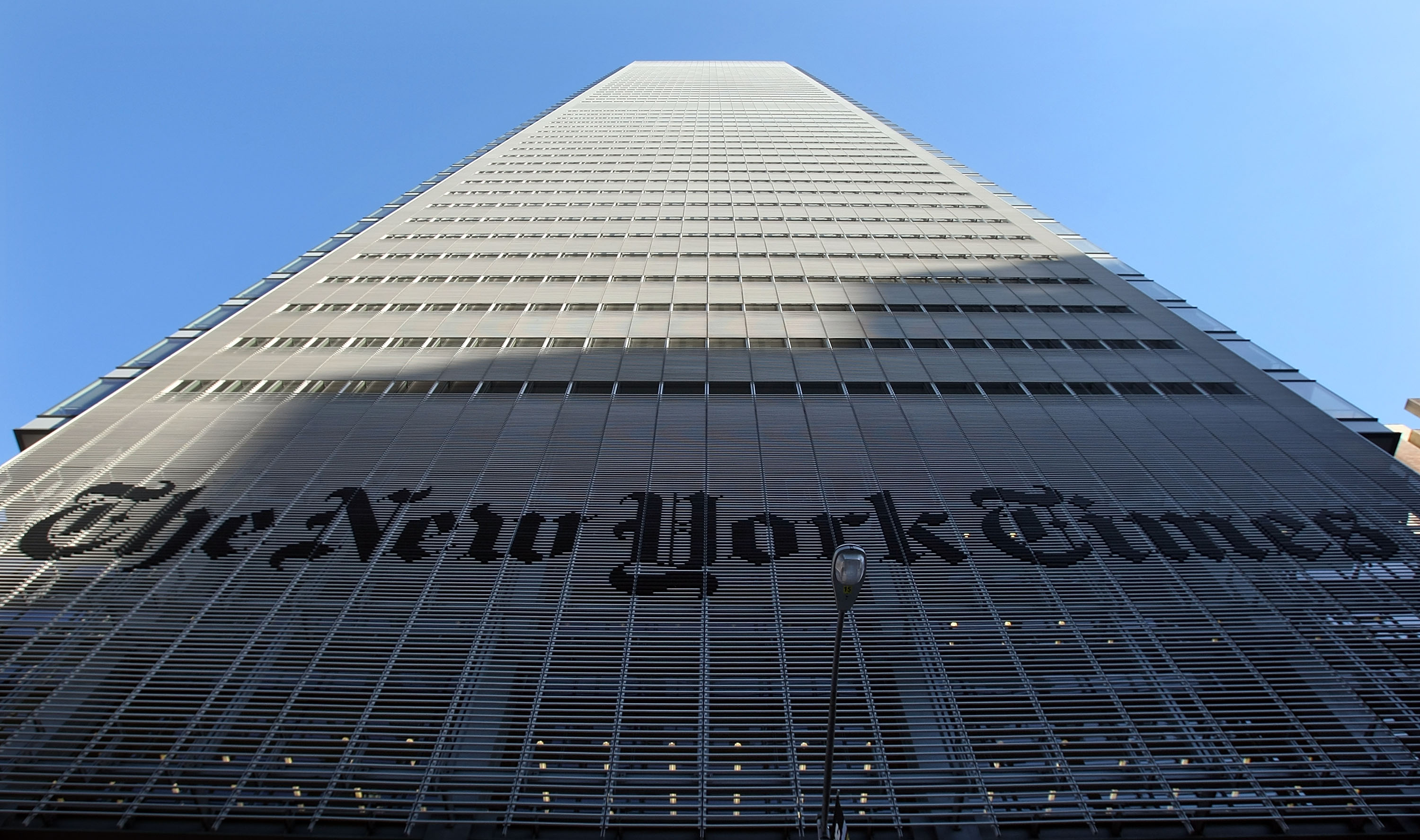 New York Times a recunoscut că a publicat un podcast bazat pe afirmațiile unui fiu de șaormar acuzat de “falsă activitate de terorism”