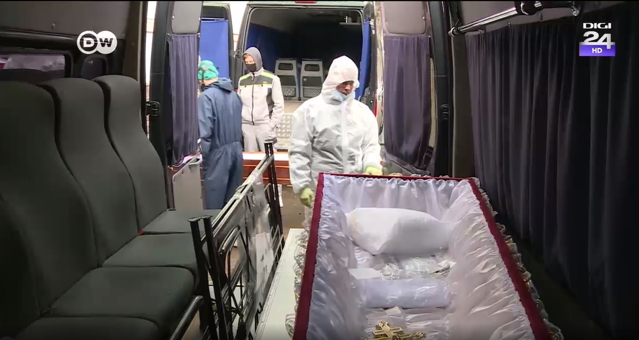 În lipsa unor date oficiale credibile, pulsul pandemiei din Rusia se ia la pompele funebre