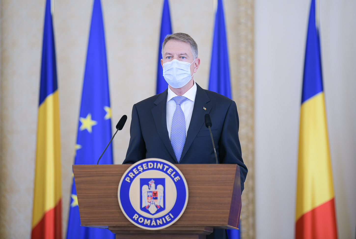 Mesajul lui Klaus Iohannis pentru români, de Crăciun: Respectați restricțiile dacă nu doriți să ajungeți de sărbători în spital