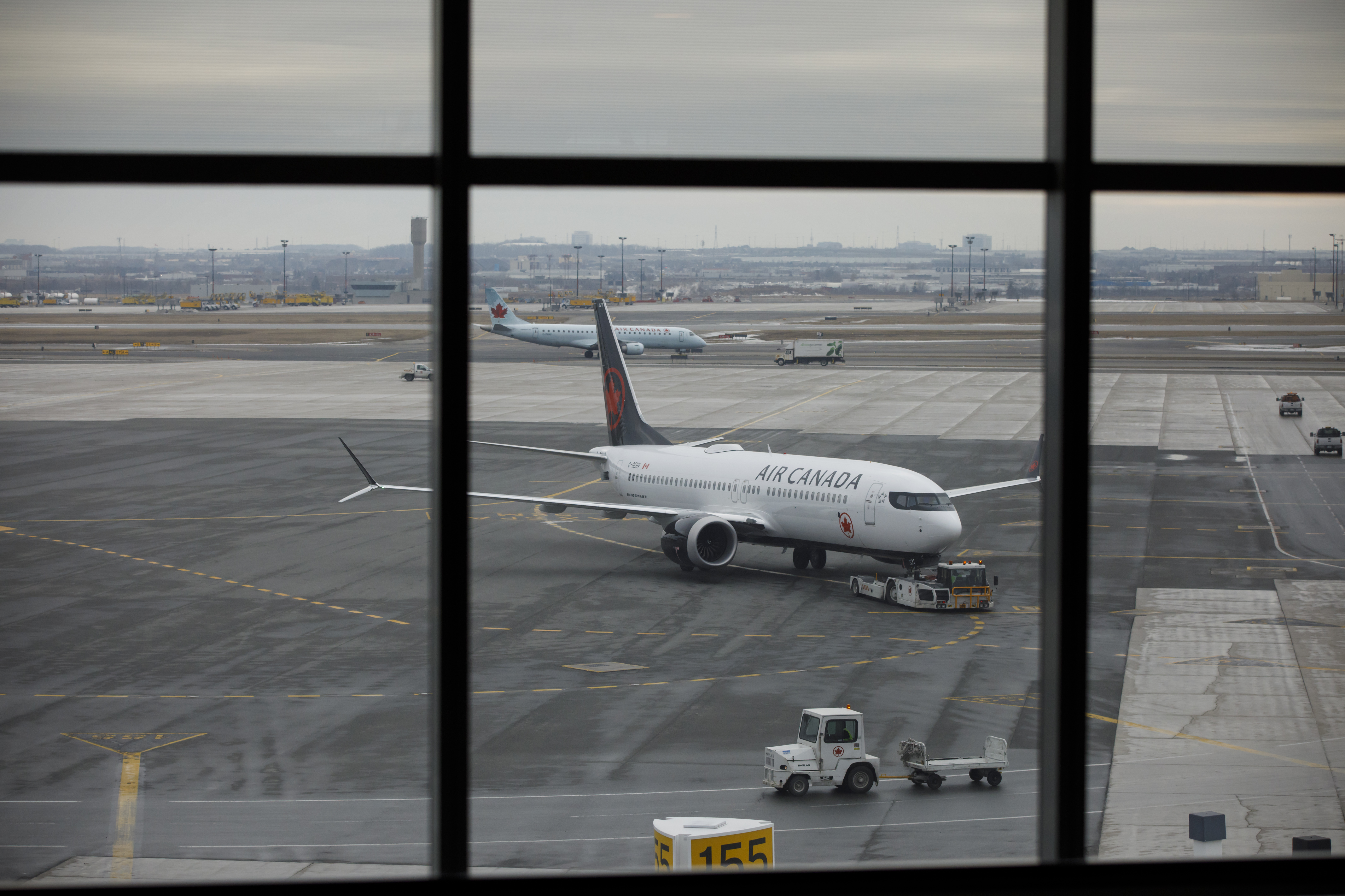 Un avion Boeing 737 MAX a aterizat de urgență după o problemă la unul din motoare