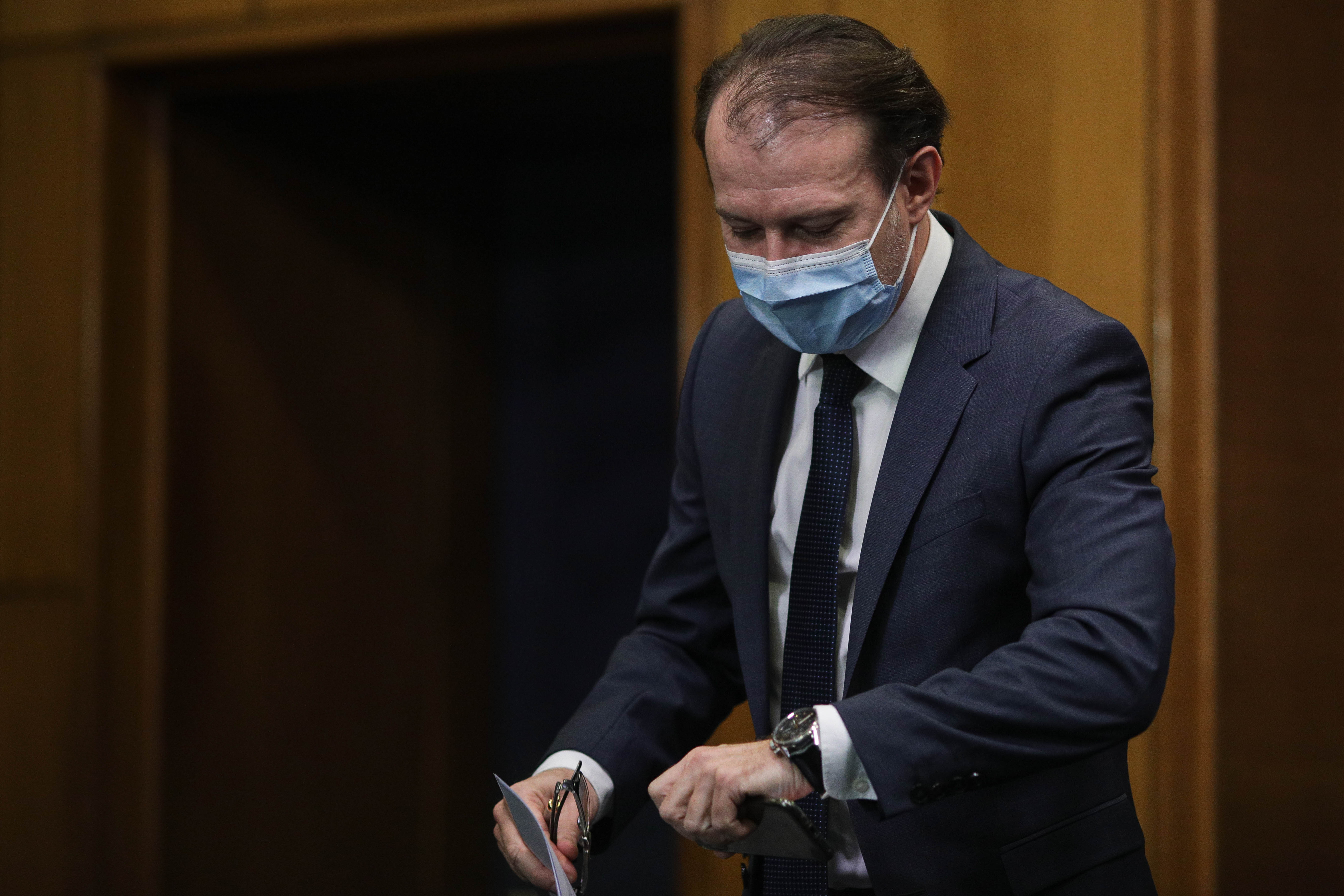 Florin Cîțu: Știm clar că sunt 2,4 milioane de vaccinuri care vin până pe 29 martie. Scenariul optimist: numărul ar putea fi dublu