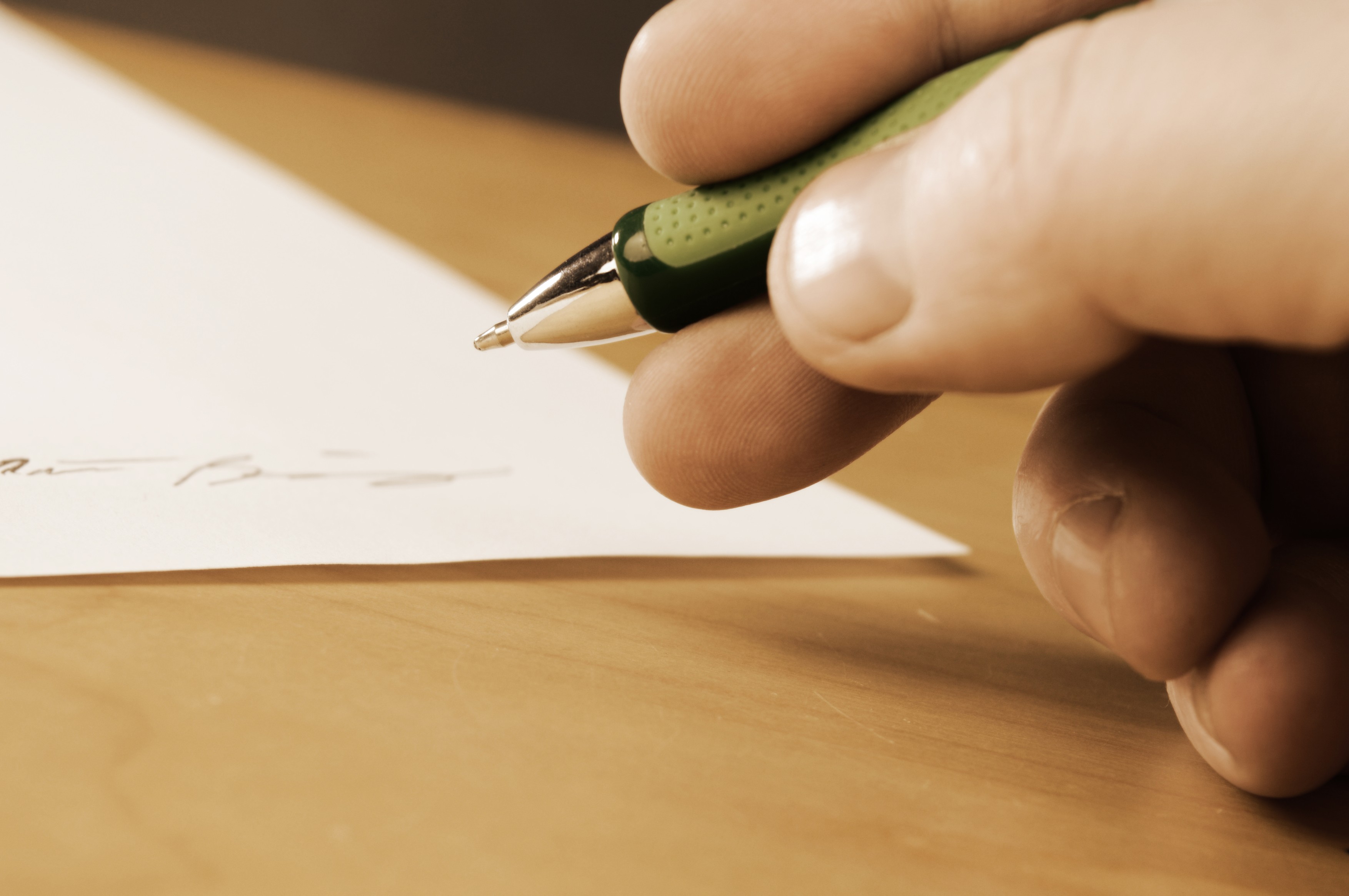 PNL, USR-PLUS și UDMR au semnat Acordul de Guvernare. DOCUMENT