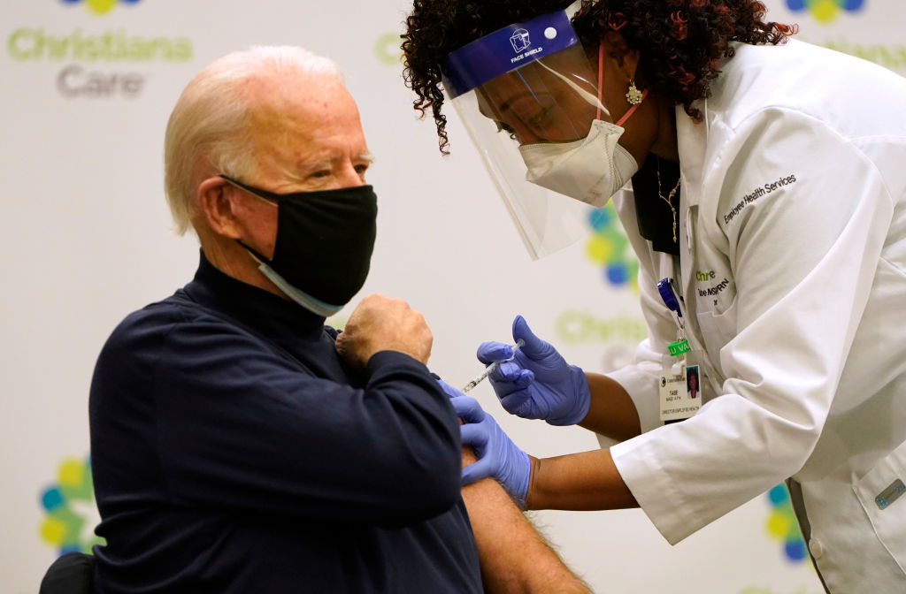 VIDEO. Joe Biden a făcut a doua doză de vaccin anti-Covid