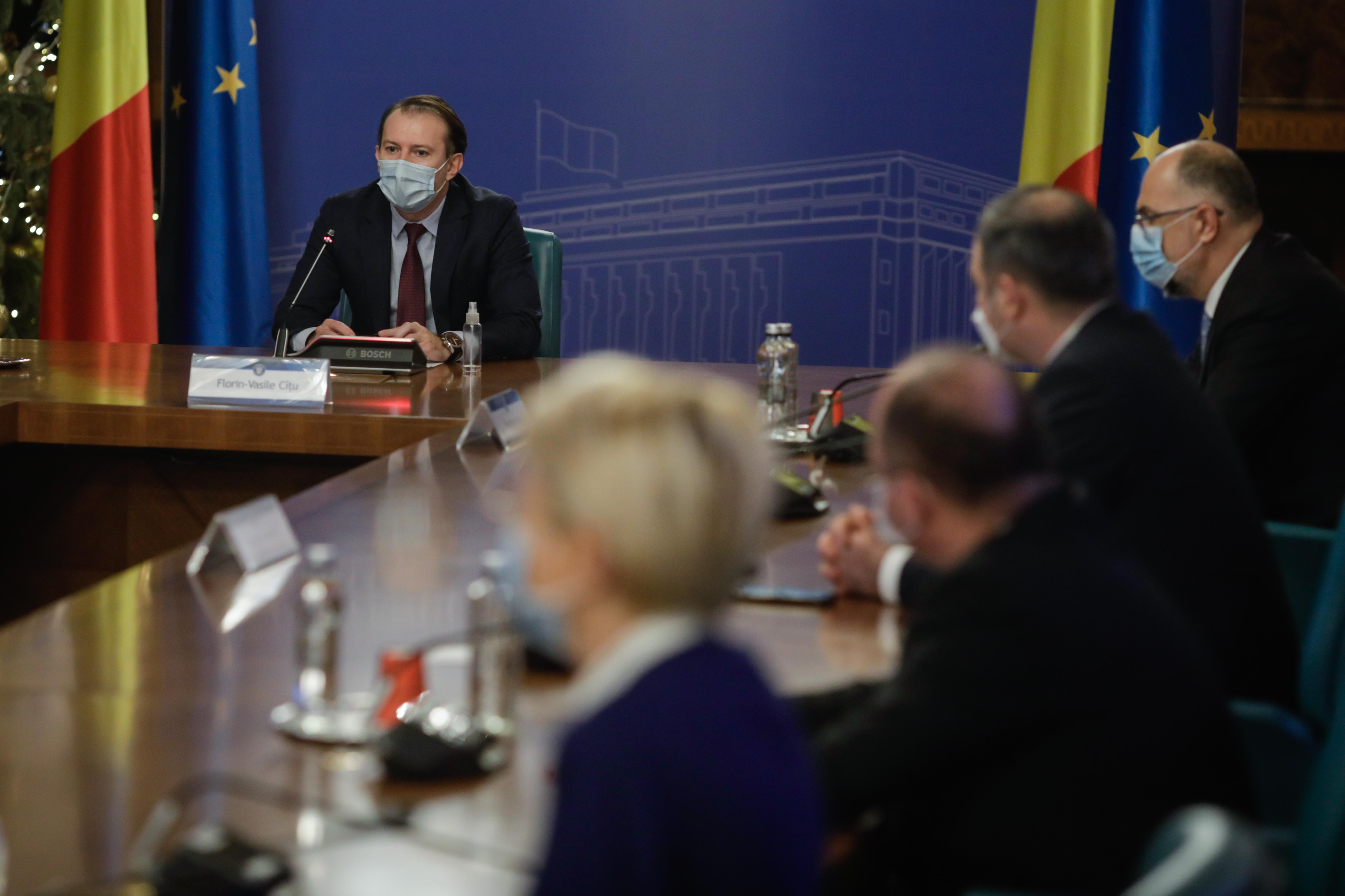 Miniștrii Guvernului Cîțu se vaccinează miercuri dimineața