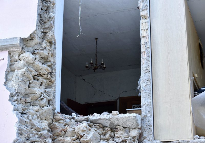 Magnitude 6.2 Earthquake In Central Italy Kill At Least 38