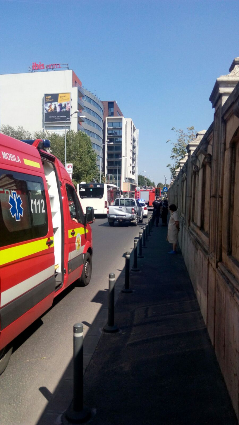 accident autobuz RATB 050916 (3)