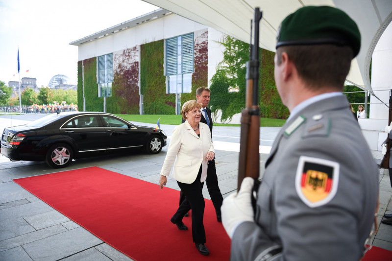 iohannis merkel presidency 6