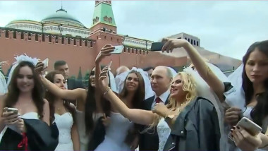 putin selfie mirese