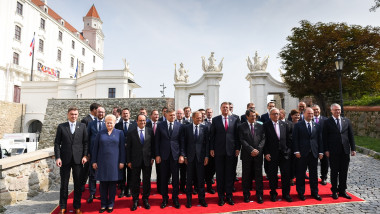 summit bratislava - poza de grup presidency