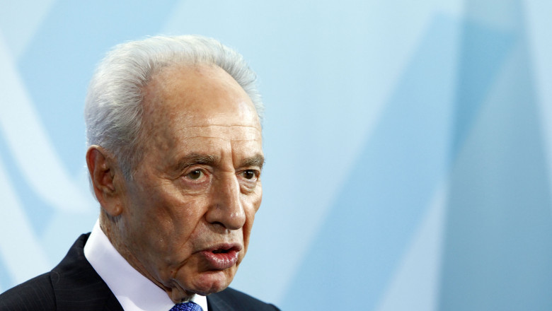 Israeli President Shimon Peres Visits Berlin