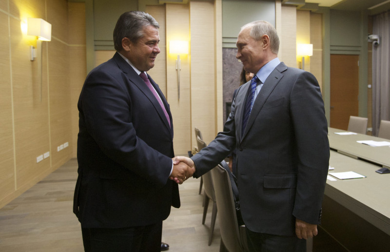 Vladimir Putin meets with German Vice Chancellor Sigmar Gabriel in Moscow